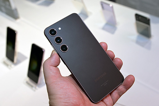 画像ギャラリー No.009のサムネイル画像 / 新型スマートフォン「Galaxy S23」シリーズが国内発表。オンラインストア限定でストレージ容量1TBモデルも販売