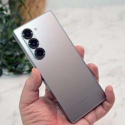 画像ギャラリー No.003のサムネイル画像 / Galaxy Z Fold6&Flip6はNTTドコモとKDDIからも発売に。実機を体験できるショールームも渋谷に登場