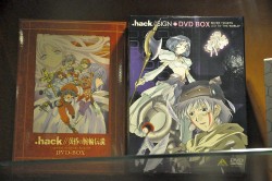 画像ギャラリー No.038のサムネイル画像 / 資料と共に振り返る「.hack」の11年。松山&新里氏が当時を語る「『.hack』シリーズ完全設定資料集」発売記念トーク&サイン会レポート