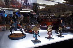 画像ギャラリー No.016のサムネイル画像 / ［EVO2012］コアゲーマーにアピールする展示が多数。会場を彩るメーカーブースレポート