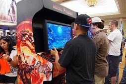 画像ギャラリー No.017のサムネイル画像 / ［EVO2012］コアゲーマーにアピールする展示が多数。会場を彩るメーカーブースレポート