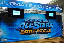 画像ギャラリー No.054のサムネイル画像 / ［EVO2012］コアゲーマーにアピールする展示が多数。会場を彩るメーカーブースレポート