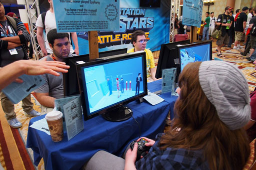画像ギャラリー No.071のサムネイル画像 / ［EVO2012］コアゲーマーにアピールする展示が多数。会場を彩るメーカーブースレポート