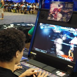 画像ギャラリー No.057のサムネイル画像 / ［EVO2014］最初のクライマックスは「鉄拳タッグ2」から。「ウルIV」「インジャスティス」「スマブラDX」の予選が行われる「Evolution 2014」初日まとめ