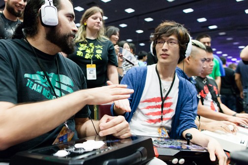 画像ギャラリー No.090のサムネイル画像 / ［EVO2014］最初のクライマックスは「鉄拳タッグ2」から。「ウルIV」「インジャスティス」「スマブラDX」の予選が行われる「Evolution 2014」初日まとめ