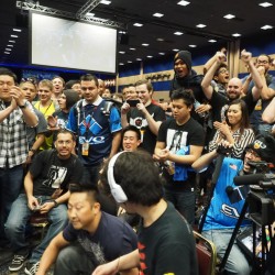 画像ギャラリー No.103のサムネイル画像 / ［EVO2014］最初のクライマックスは「鉄拳タッグ2」から。「ウルIV」「インジャスティス」「スマブラDX」の予選が行われる「Evolution 2014」初日まとめ