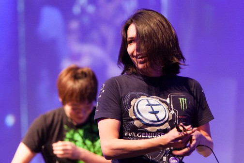 画像ギャラリー No.129のサムネイル画像 / ［EVO2014］最初のクライマックスは「鉄拳タッグ2」から。「ウルIV」「インジャスティス」「スマブラDX」の予選が行われる「Evolution 2014」初日まとめ