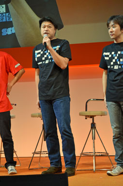 画像ギャラリー No.023のサムネイル画像 / ［TGS 2012］バンダイナムコゲームス，カプコン，セガの人気タイトル開発者達がクロスオーバー。「プロジェクト クロスゾーン」ステージイベントレポート