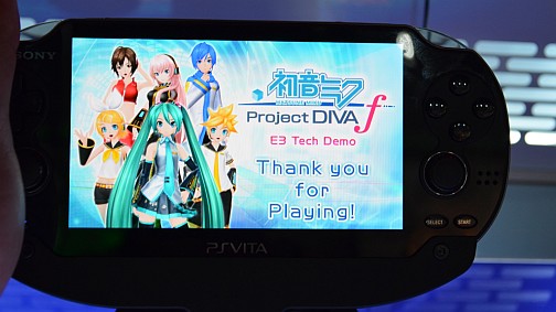 画像ギャラリー No.002のサムネイル画像 / ［E3 2012］PS Vitaでパワーアップした初音ミクがLAに再登場。 E3会場でも観客を魅了した「初音ミク -Project DIVA- f」プレイレポート
