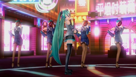 画像ギャラリー No.002のサムネイル画像 / 「Weekender Girl」など新楽曲が初プレイできた，「初音ミク -Project DIVA- f」店頭体験会レポート。開発プロデューサーへの合同インタビューも