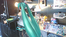 画像ギャラリー No.006のサムネイル画像 / 「初音ミク -Project DIVA- f」,ミクが現実世界に飛び出すかのような「ARライブ」モードなど,楽曲/モジュールの情報を公開