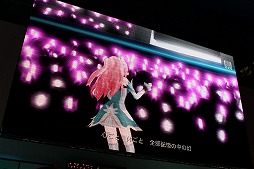画像ギャラリー No.018のサムネイル画像 / ［TGS 2012］「初音ミク -Project DIVA-f」が「みんなといっしょ」とコラボ。「ヴァイスシュバルツ」への参戦も発表されたステージ「オビでぃばっ！」