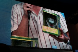 画像ギャラリー No.038のサムネイル画像 / ［TGS 2012］「初音ミク -Project DIVA-f」が「みんなといっしょ」とコラボ。「ヴァイスシュバルツ」への参戦も発表されたステージ「オビでぃばっ！」