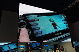 画像ギャラリー No.010のサムネイル画像 / ［TGS 2012］ミクさんのマニアックなコーディネートがお披露目に。第3回「オビでぃばっ！ ドキッ！女だらけの『Project DIVA f』」レポート 