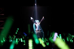 画像ギャラリー No.002のサムネイル画像 / NTTドコモ,台湾“ミクパ♪”ライブ映像プレゼントキャンペーンの期間を延長