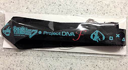 画像ギャラリー No.005のサムネイル画像 / 「初音ミク -Project DIVA- F」店頭体験会をレポート。初のプレイアブル展示に，多数のファンが殺到。プロデューサーへのミニインタビューも掲載