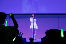 画像ギャラリー No.012のサムネイル画像 / 「Z/X -Zillions of enemy X-」から生まれた声優ユニット「SHiFT」初の単独ライブ,公式レポートが公開