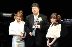 画像ギャラリー No.009のサムネイル画像 / KONAMIのアーケードタイトルチャンピオンが六本木に集結。「KONAMI Arcade Championship 2012 グランドフィナーレ〜授賞祝賀会〜」レポート