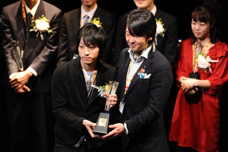 画像ギャラリー No.025のサムネイル画像 / KONAMIのアーケードタイトルチャンピオンが六本木に集結。「KONAMI Arcade Championship 2012 グランドフィナーレ〜授賞祝賀会〜」レポート