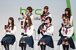 画像ギャラリー No.021のサムネイル画像 / HTC，12月上旬発売予定となる「HTC J butterfly」のプレスイベントを開催。使いやすさを追求したハイエンド端末