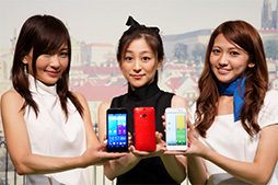画像ギャラリー No.002のサムネイル画像 / HTC製Androidスマートフォン「HTC J butterfly」インプレッション。2014年夏スマホの真打ちがようやく登場?