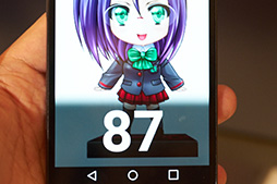 画像ギャラリー No.029のサムネイル画像 / 「HTC J butterfly」や「isai vivid」など独自モデルの実力やいかに? KDDIの2015年夏モデルスマートフォンを触ってきた