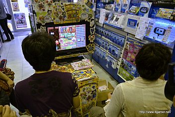 画像ギャラリー No.013のサムネイル画像 / 「アイルーでパズルー」対決が行われたゲームズマーヤでの店頭体験会をレポート。「ハギとこ」に出演できるかもしれない店頭体験会は8月7日に仙台で実施 