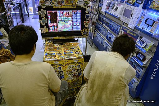 画像ギャラリー No.018のサムネイル画像 / 「アイルーでパズルー」対決が行われたゲームズマーヤでの店頭体験会をレポート。「ハギとこ」に出演できるかもしれない店頭体験会は8月7日に仙台で実施 