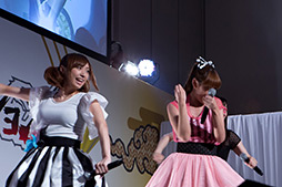 画像ギャラリー No.007のサムネイル画像 / 石川梨華さん＆吉澤ひとみさんのミニライブも実施されたオフラインイベント「戦国コレクション感謝祭」レポート 