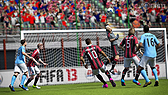 画像ギャラリー No.007のサムネイル画像 / 「FIFA 13 ワールドクラス サッカー」の日本版パッケージを飾るのはメッシ,本田,長谷部。公式サイトでは日本オリジナルのキャンペーンも