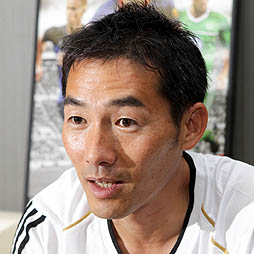 画像ギャラリー No.001のサムネイル画像 / ［TGS 2012］今度の「FIFA 13」では，予想もしないことが起きる。人気シリーズの最新作は，予測不可能なサッカーの面白さを追求