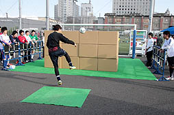画像ギャラリー No.016のサムネイル画像 / エレクトロニック・アーツ,「FIFA 13」のリリースを記念した「FIFA13 体感パーク」を開催