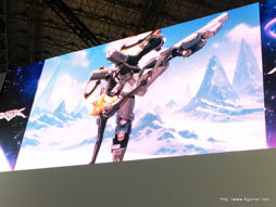画像ギャラリー No.003のサムネイル画像 / ［TGS 2012］水着姿？での戦闘シーン入りのPVも上映された「エクストルーパーズ」ステージをレポート。TGS会場で試遊すると“餃子の王将”の割引券がもらえるサービスも