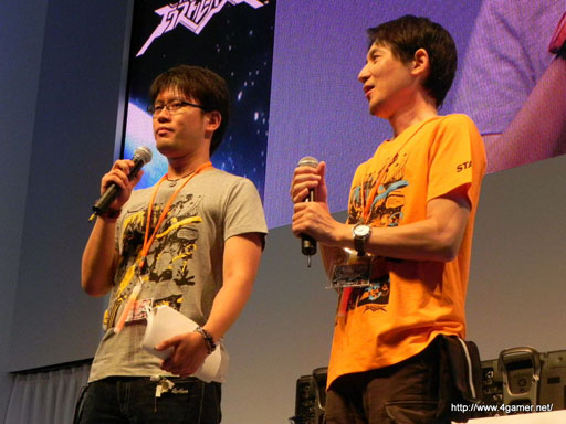 画像ギャラリー No.004のサムネイル画像 / ［TGS 2012］水着姿？での戦闘シーン入りのPVも上映された「エクストルーパーズ」ステージをレポート。TGS会場で試遊すると“餃子の王将”の割引券がもらえるサービスも