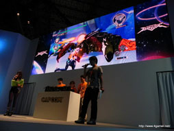 画像ギャラリー No.018のサムネイル画像 / ［TGS 2012］水着姿？での戦闘シーン入りのPVも上映された「エクストルーパーズ」ステージをレポート。TGS会場で試遊すると“餃子の王将”の割引券がもらえるサービスも