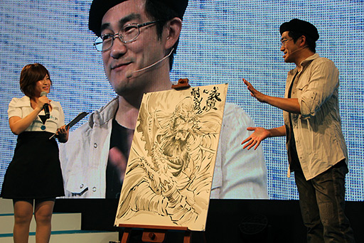 画像ギャラリー No.011のサムネイル画像 / ［TGS 2012］漫画家・島本和彦さんがライブアートで熱い関羽を描いた！　ステージイベント「島本和彦 × 大戦乱!!三国志バトル 炎のライブアート」をレポート