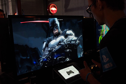 画像ギャラリー No.007のサムネイル画像 / ［TGS 2012］バットマンやスーパーマンが戦うアメリカ産の対戦格闘。日本発売も明らかになった「Injustice: Gods Among Us」プレイレポート