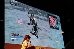 画像ギャラリー No.030のサムネイル画像 / ［TGS 2012］「真・三國無双6 Empires」のスペシャルステージをレポート。お笑いコンビ・ライセンスが自分そっくりの武将で先輩武将達を“ハメ倒す” 