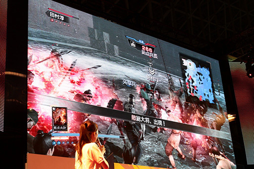 画像ギャラリー No.032のサムネイル画像 / ［TGS 2012］「真・三國無双6 Empires」のスペシャルステージをレポート。お笑いコンビ・ライセンスが自分そっくりの武将で先輩武将達を“ハメ倒す” 