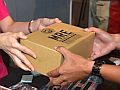 ［TGS 2012］東京ゲームショウ2012で極秘裏に行われていた取引とは？　「地球防衛軍3 PORTABLE」のプロモーションで，またSCEがヘンなことをやっていたよというレポート