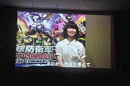 画像ギャラリー No.017のサムネイル画像 / 「地球防衛軍3 PORTABLE」の実写PVがついにお披露目。河崎 実監督と吉木りささんが登場した完成発表会をレポート