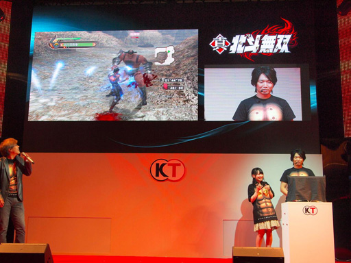 画像ギャラリー No.009のサムネイル画像 / ［TGS 2012］「真・北斗無双」のイベントステージレポート。小西克幸さんと伊藤かなえさんがプレイを披露