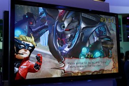 画像ギャラリー No.010のサムネイル画像 / ［E3 2012］プラチナゲームズの「Project P-100」（仮題）は，“自販機マン”や“便器マン”といったヒーローの一団が戦う新作アクション。直撮りムービー付きのプレイレポートを掲載