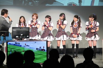 画像ギャラリー No.004のサムネイル画像 / 「第4回 eスポーツ JAPAN CUP」が開催。「FIFA 13」「StarCraft II」「鉄拳タッグトーナメント2」にて繰り広げられた決勝をレポート