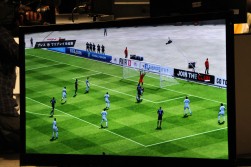 画像ギャラリー No.009のサムネイル画像 / 「第4回 eスポーツ JAPAN CUP」が開催。「FIFA 13」「StarCraft II」「鉄拳タッグトーナメント2」にて繰り広げられた決勝をレポート