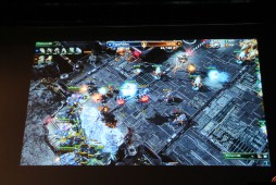 画像ギャラリー No.013のサムネイル画像 / 「第4回 eスポーツ JAPAN CUP」が開催。「FIFA 13」「StarCraft II」「鉄拳タッグトーナメント2」にて繰り広げられた決勝をレポート