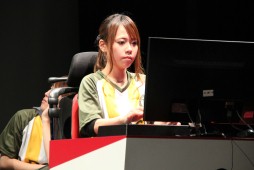 画像ギャラリー No.021のサムネイル画像 / 「第4回 eスポーツ JAPAN CUP」が開催。「FIFA 13」「StarCraft II」「鉄拳タッグトーナメント2」にて繰り広げられた決勝をレポート