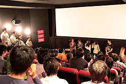 画像ギャラリー No.008のサムネイル画像 / 「シャイニーフェスタ 新作アニメ プレミアム先行上映会」が徳島のマチ★アソビ Vol.9で開催。上映されたアニメは，どのバージョンのものだったのか