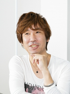 画像ギャラリー No.025のサムネイル画像 / 「剣の街の異邦人 〜白の王宮〜」がついに完成。“Team Muramasaの集大成”の仕上がりについて,千頭 元氏と安宅元也氏に聞いた