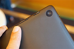 画像ギャラリー No.016のサムネイル画像 / 日本でもついに発売となる「Nexus 7(2013)」ファーストインプレッション。気になる性能もチェックしてきた